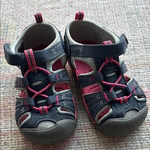 Keen Gray and Pink Sandals size 7